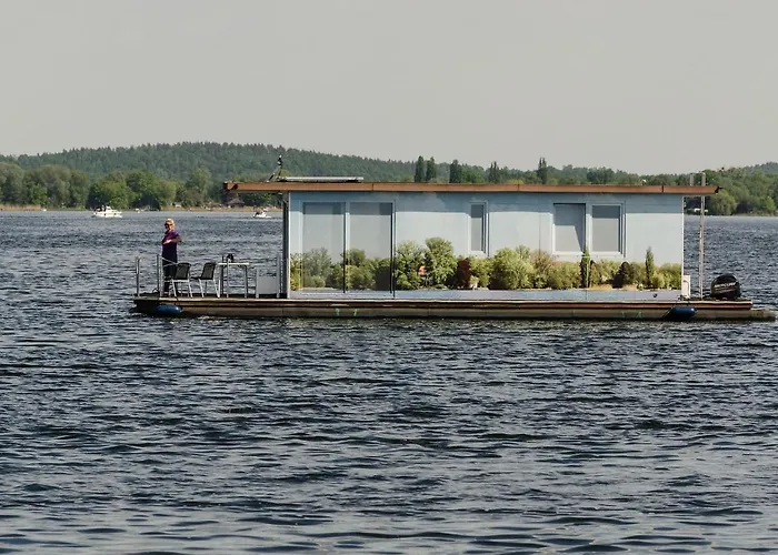 Feststehendes Hausboot